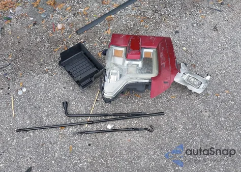 2015 Ford F-150 Lariat z USA, uszkodzony, nr VIN 1FTEW1EG5FFB04862